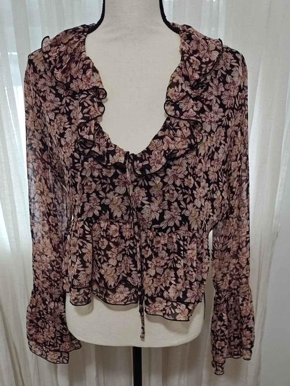 Jessica Simpson Floral Ruffle V-Neck Long-Sleeve Blouse